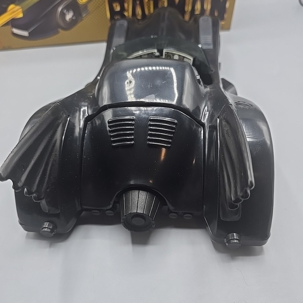 1989 Toy Biz Batman Batmobile w/ Rocket Launcher + Armor Cocoon & Box - Picture 9 of 16